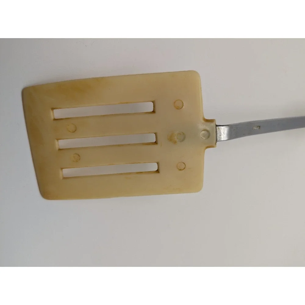 Vintage‎ Cream Nylon Slotted Spatula Turner Stainless Steel Handle Korea MCM